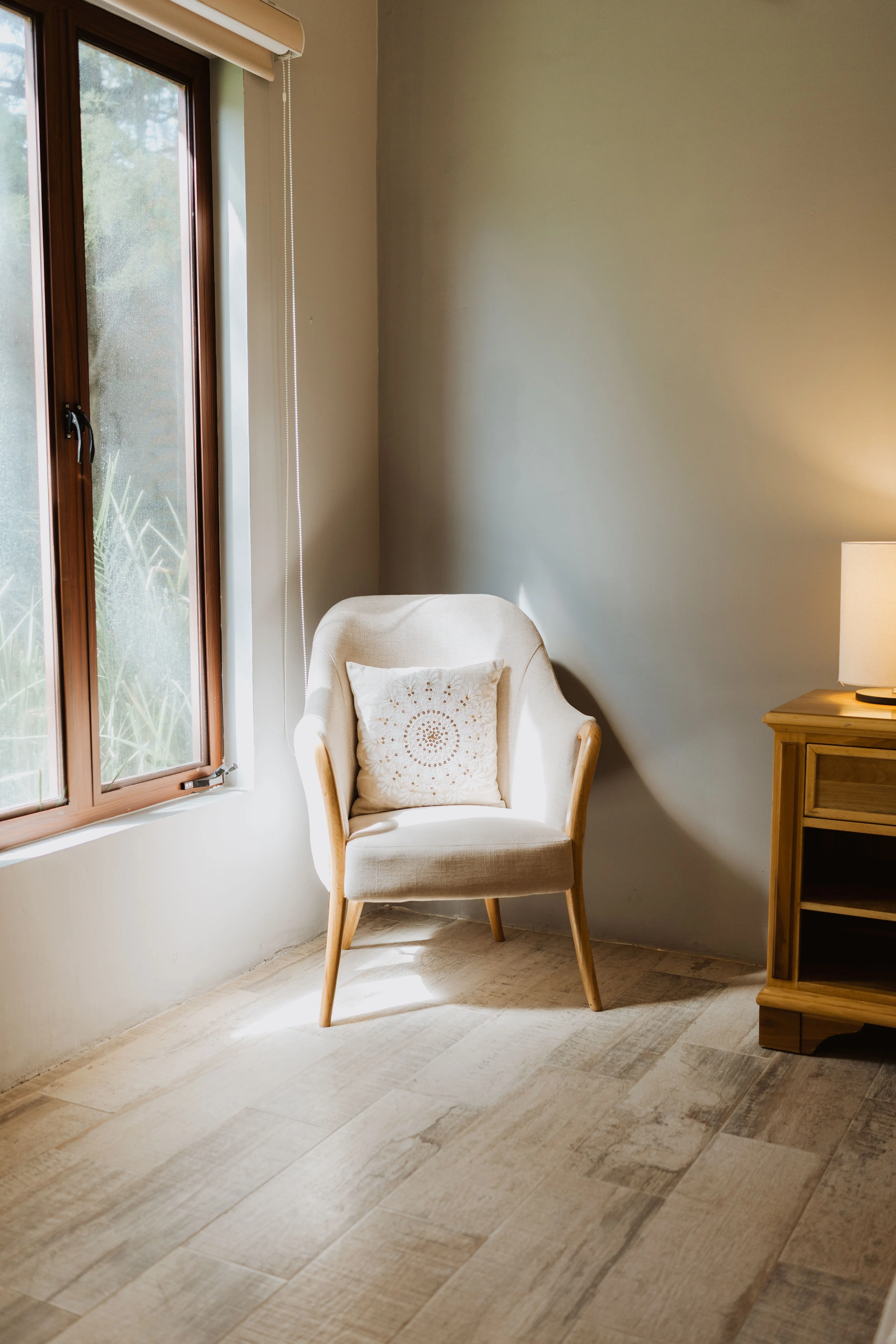 Shop accent chairs